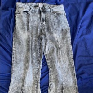 Ladies gray jeans